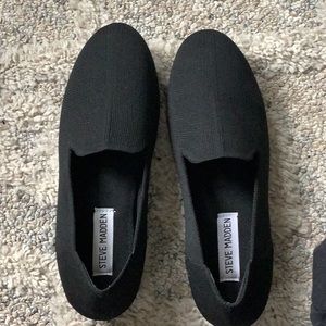 NWOT STEVE MADDEN FLATS